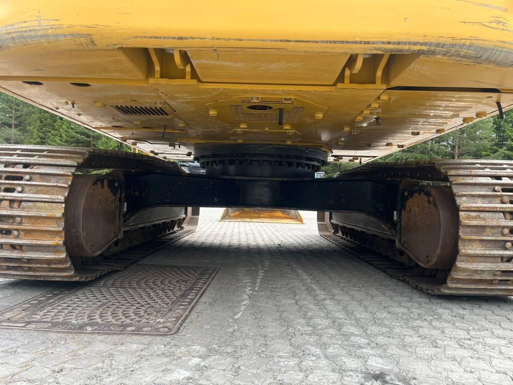 CAT 326 07A Next Gen Гусеничные экскаваторы