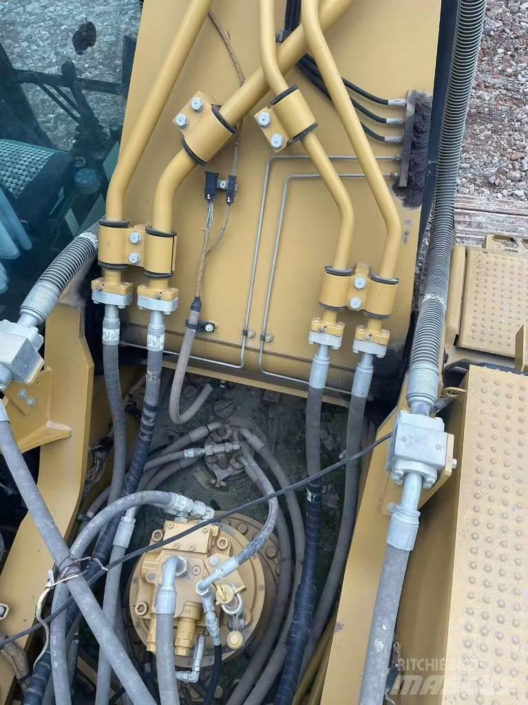 CAT 336 Гусеничные экскаваторы