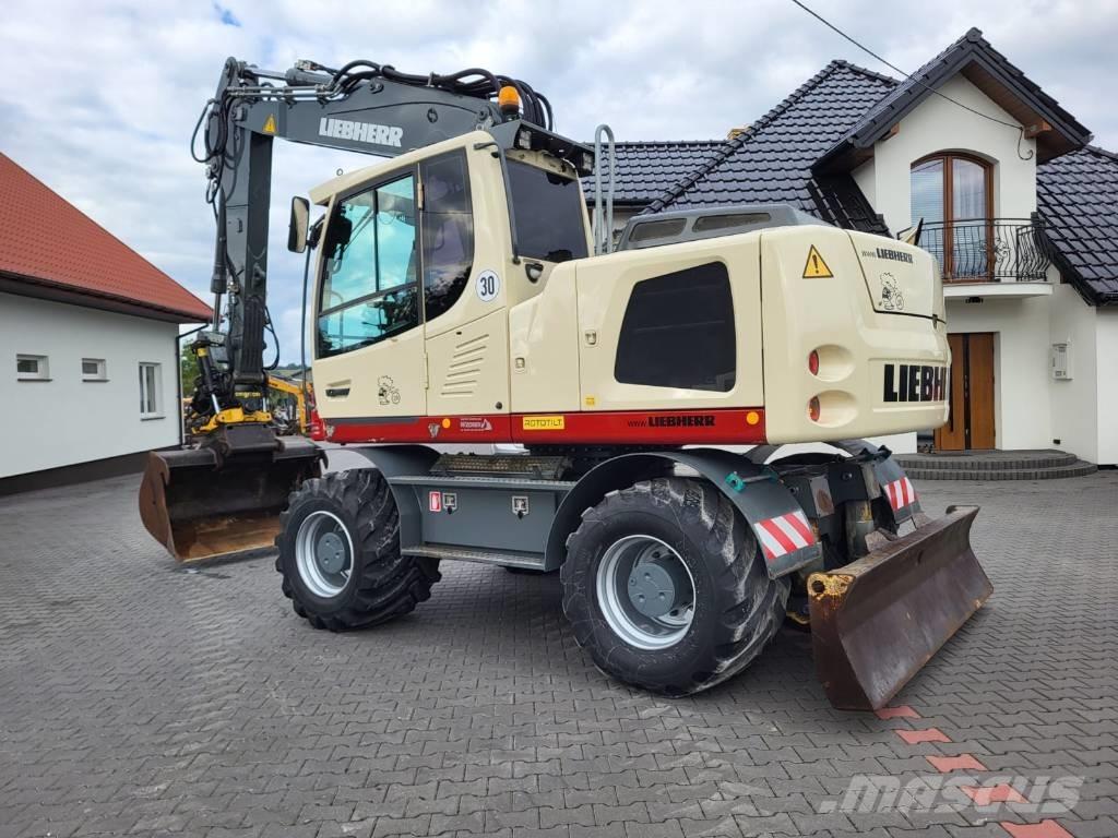 Liebherr 916 Колёсные экскаваторы