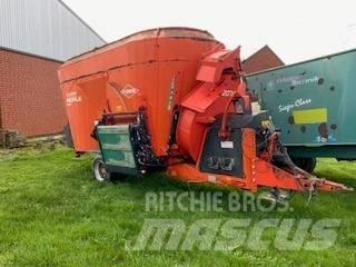 Kuhn Typ 2070 Кормораздатчики