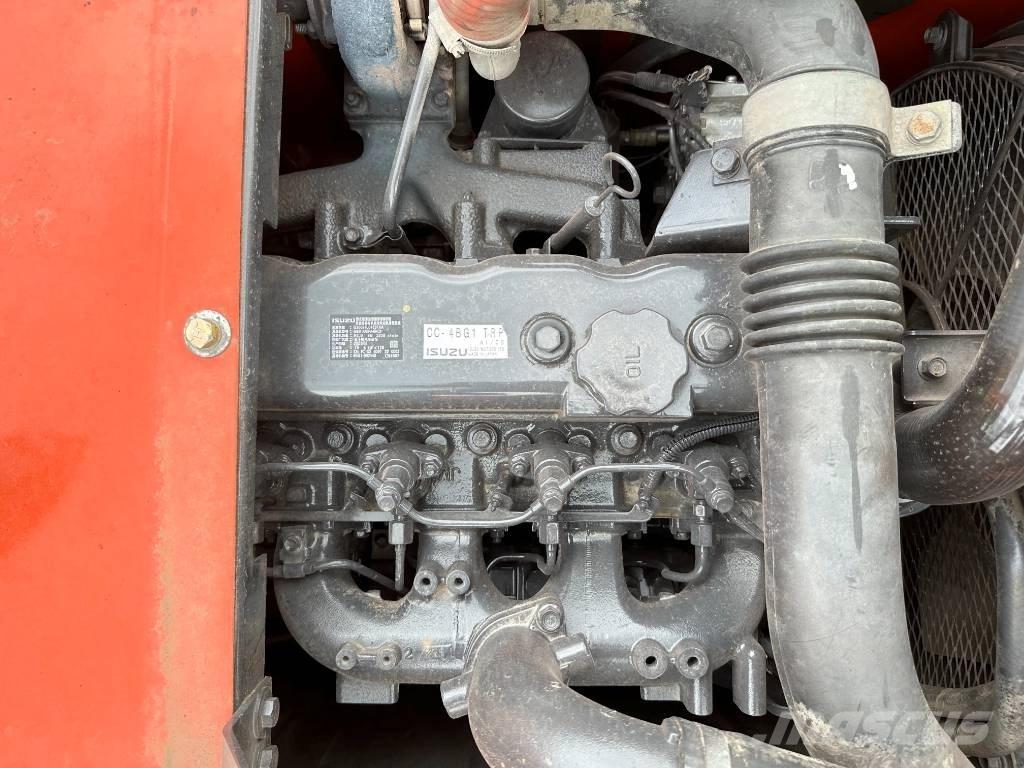 Hitachi ZX120 Гусеничные экскаваторы