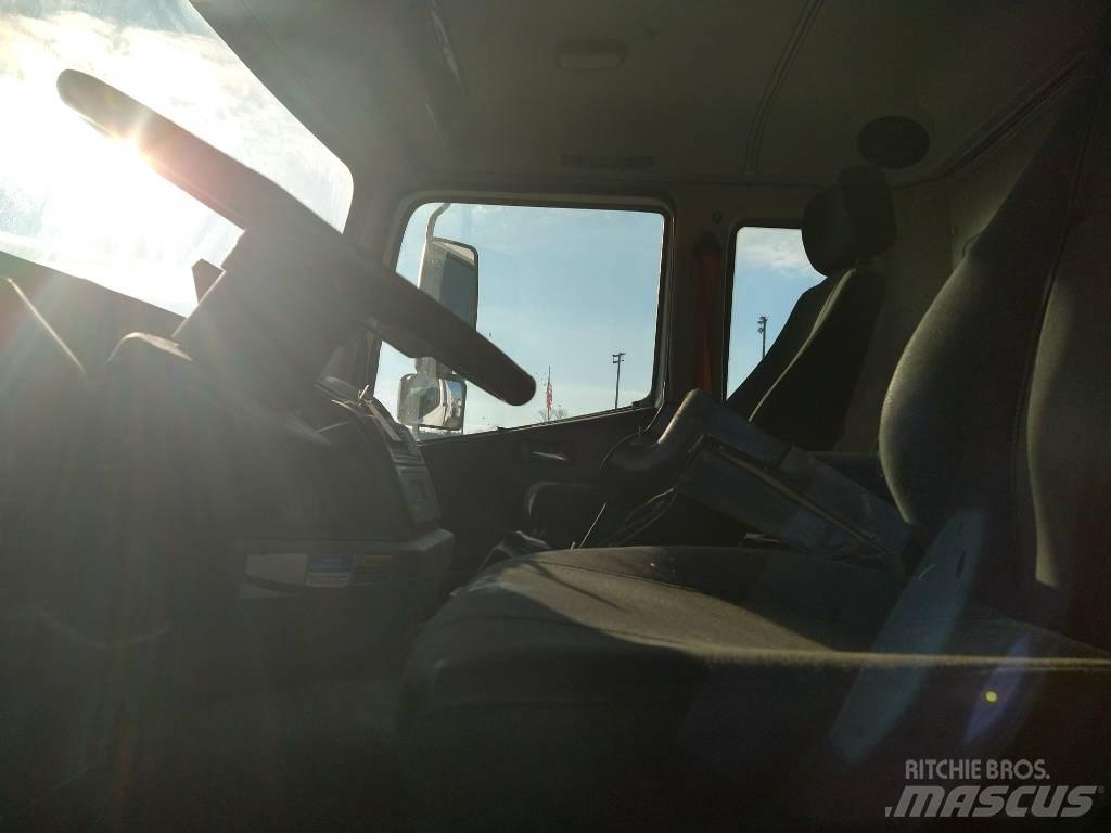 Autocar Xpert Мусоровозы