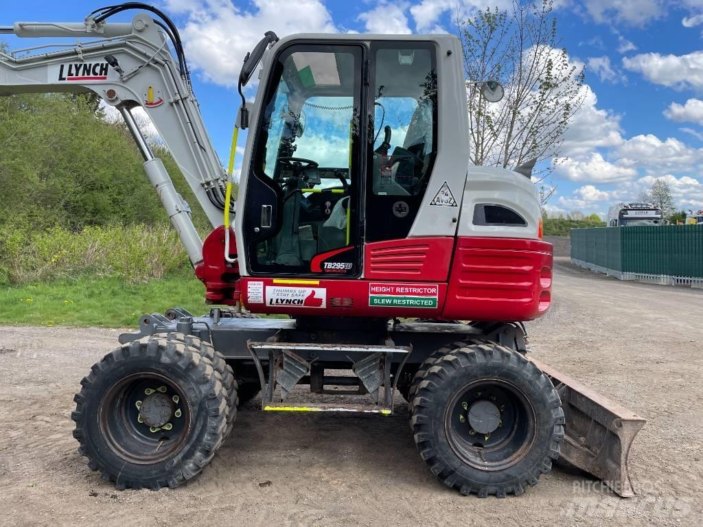 Takeuchi TB 295 W Колёсные экскаваторы