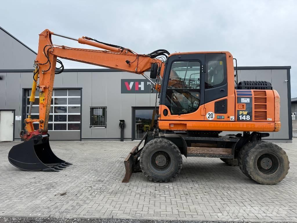 Komatsu PW 148-8 Колёсные экскаваторы