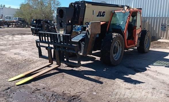 JLG 1055 Телескопические погрузчики