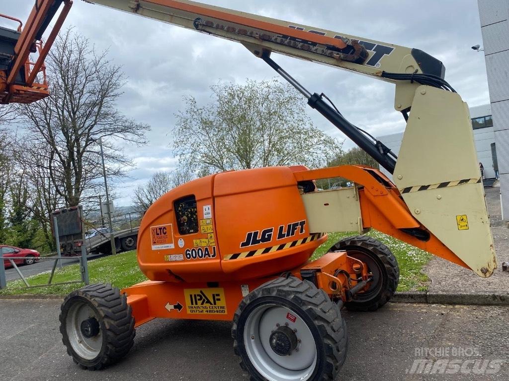 JLG 600 AJ Коленчатые подъемники