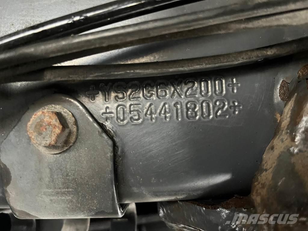 Scania G450 6x2*4 Грузовики-Фургоны