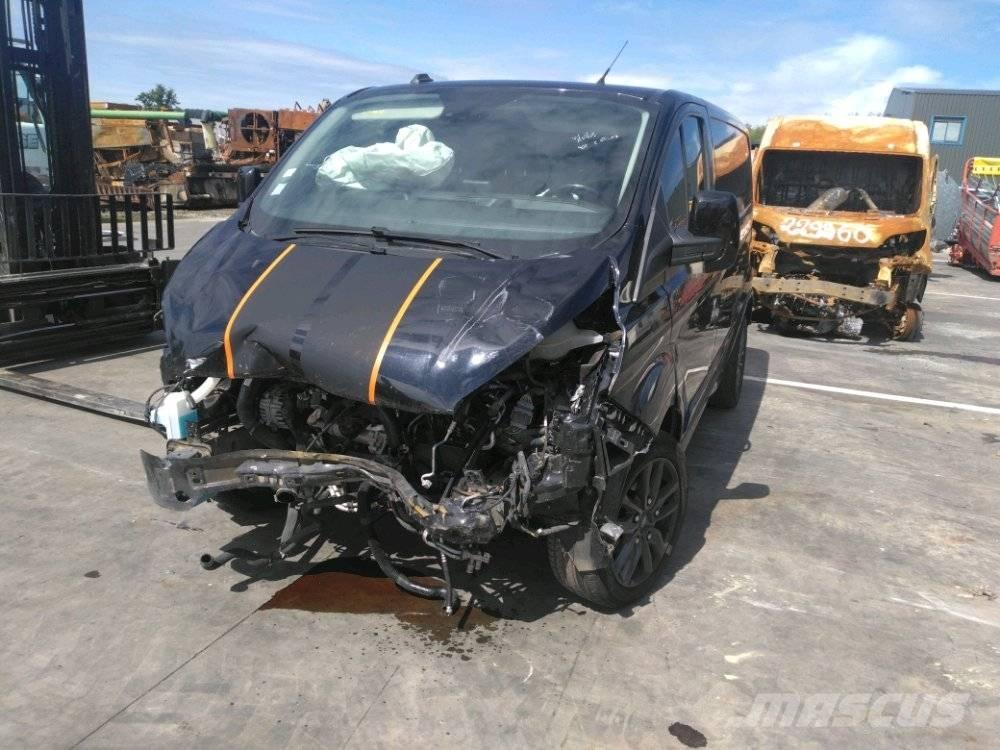 Ford TRANSIT CUSTOM Цельнометаллический фургоны