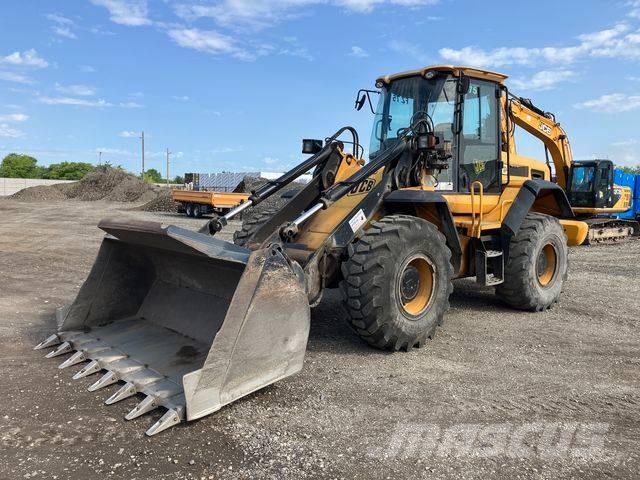 JCB 436 HT Фронтальные погрузчики