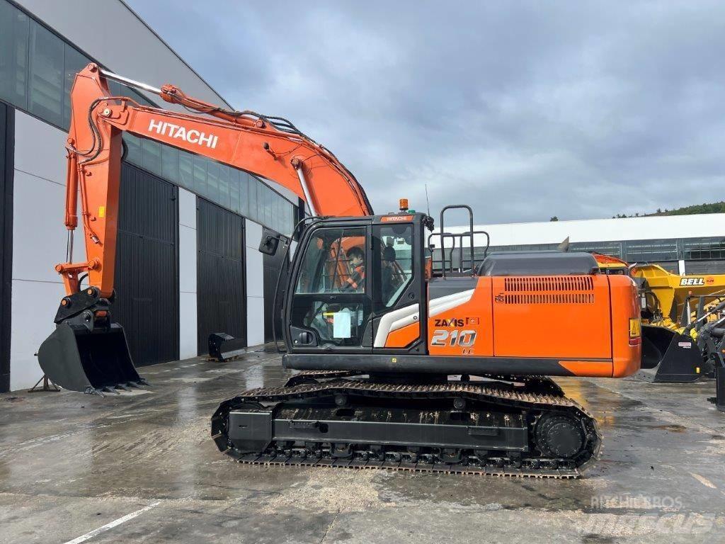 Hitachi ZX 210 LC-7 Гусеничные экскаваторы