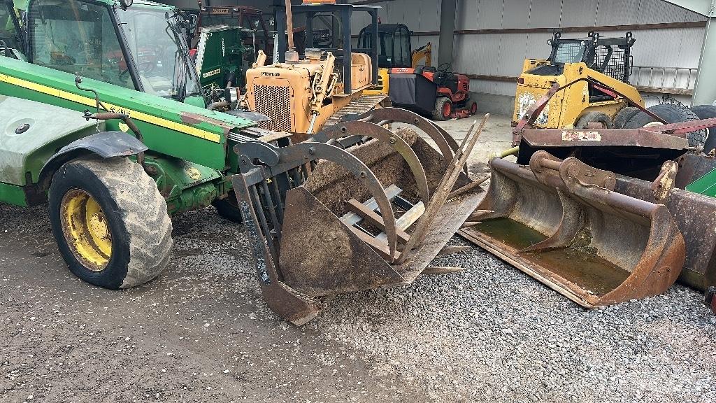 John Deere 3415 Телескопические погрузчики