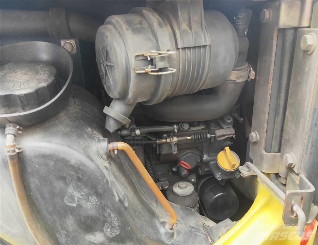 Komatsu PC18 Гусеничные экскаваторы