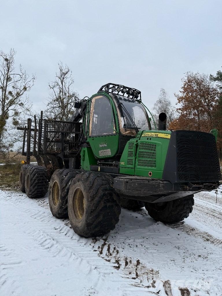 John Deere 1210 E Форвардеры