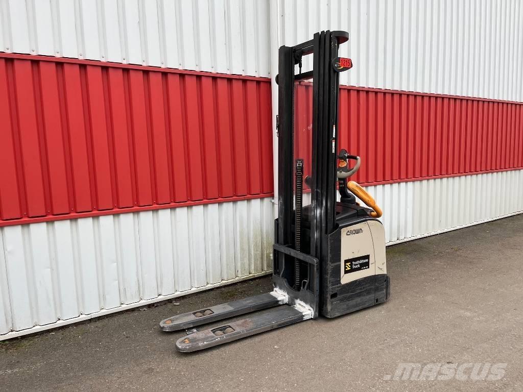 Crown ET 4000-1.2 Ручные штабелёры с электроподъёмом