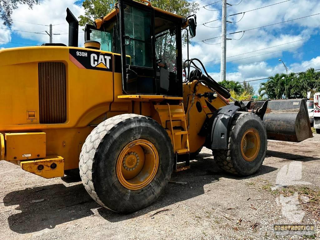 CAT 930 H Фронтальные погрузчики