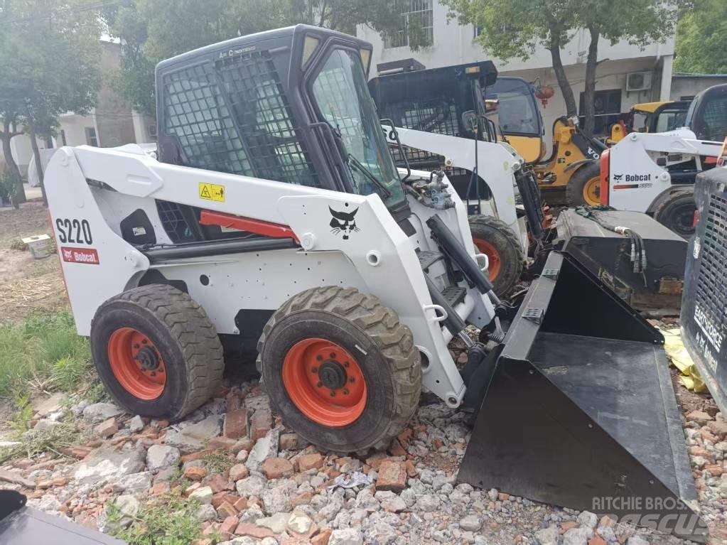 Bobcat S 220 Мини-погрузчики