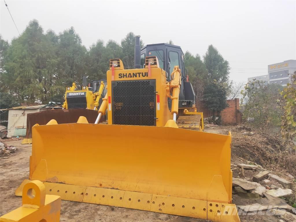 Shantui SD22 Гусеничные бульдозеры