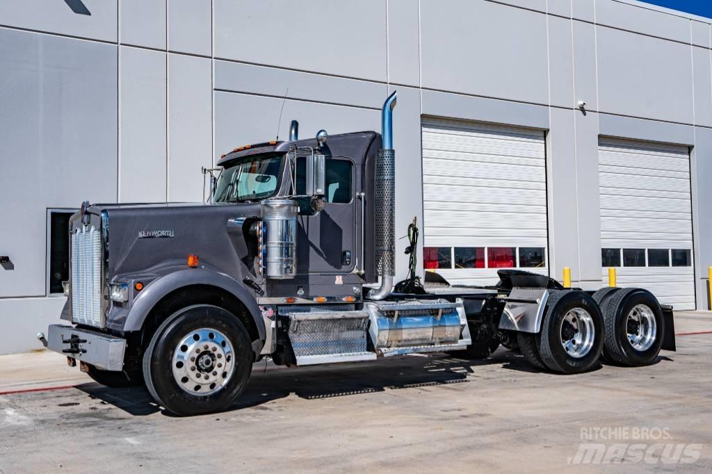 Kenworth W 900 Седельные тягачи