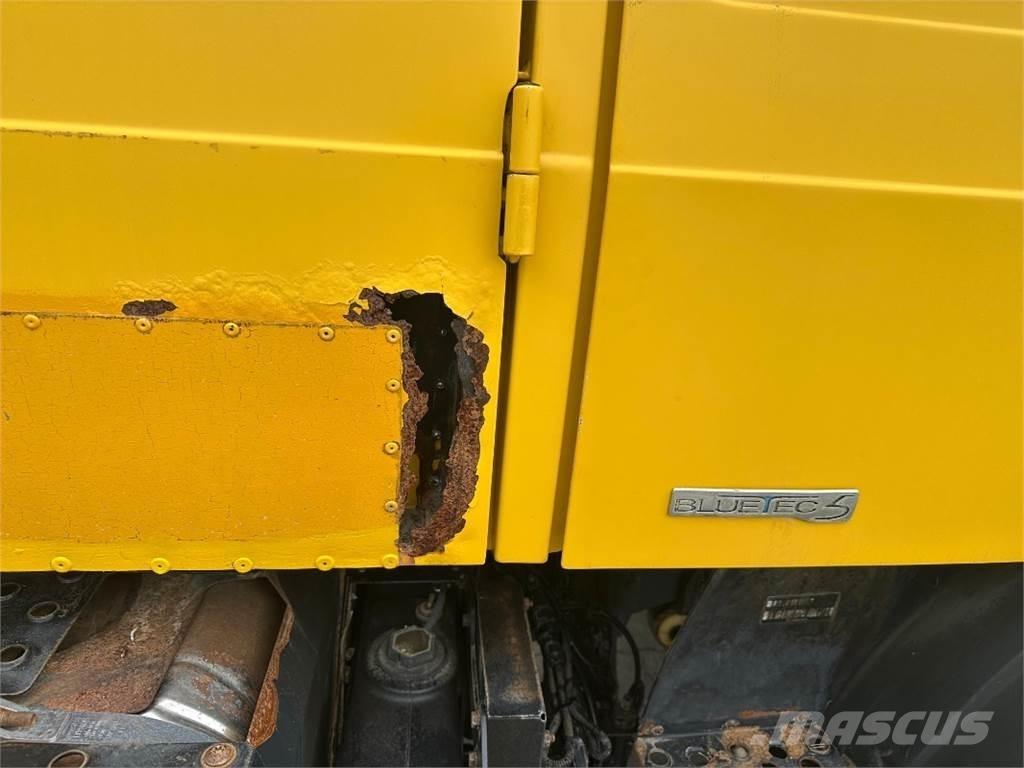 MB Trac U 4000 Трактора