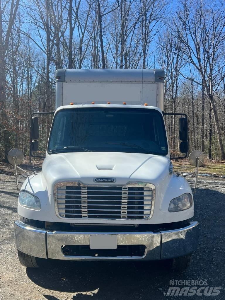 Freightliner M2106 Специальные грузовики