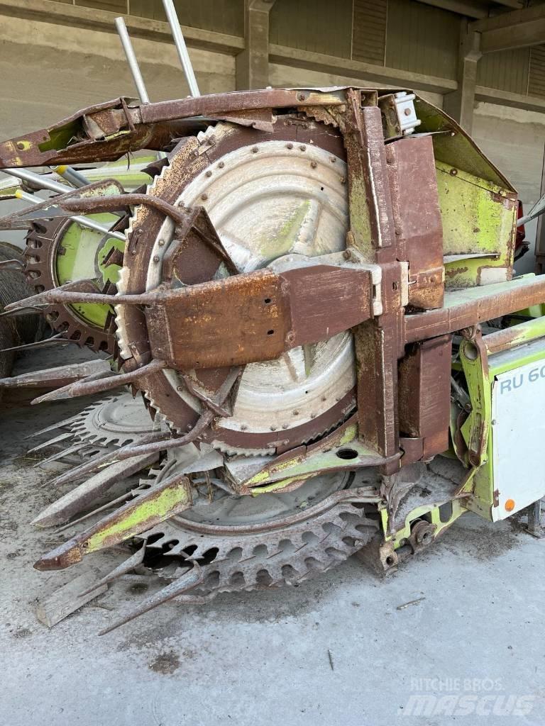 CLAAS RU 600 Самоходные кормоуборочные комбайны
