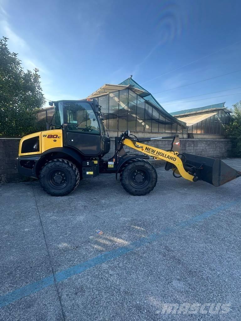 New Holland W 80 C Фронтальные погрузчики