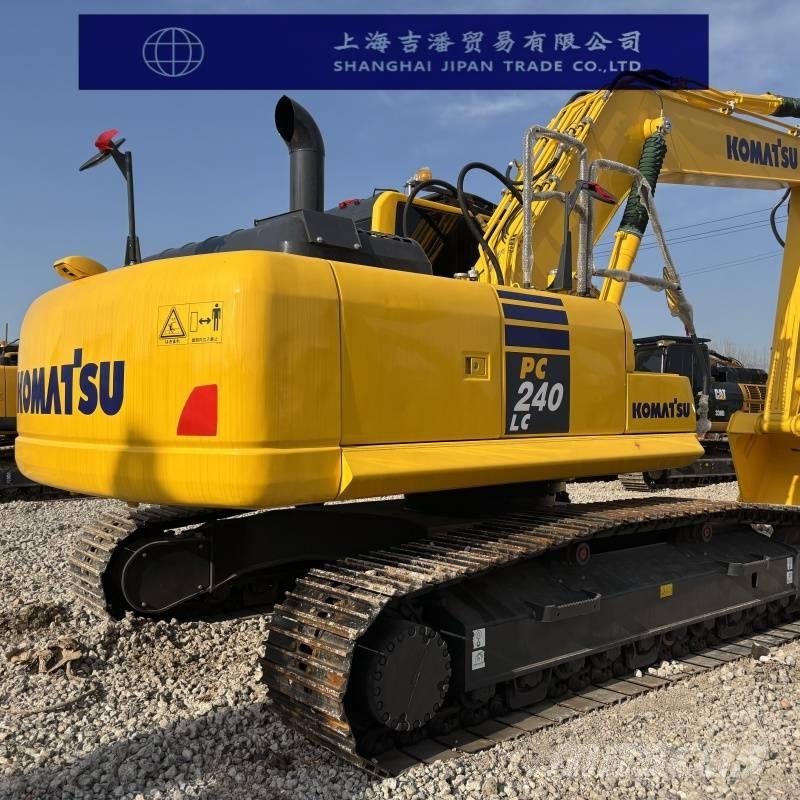 Komatsu PC 240 Гусеничные экскаваторы