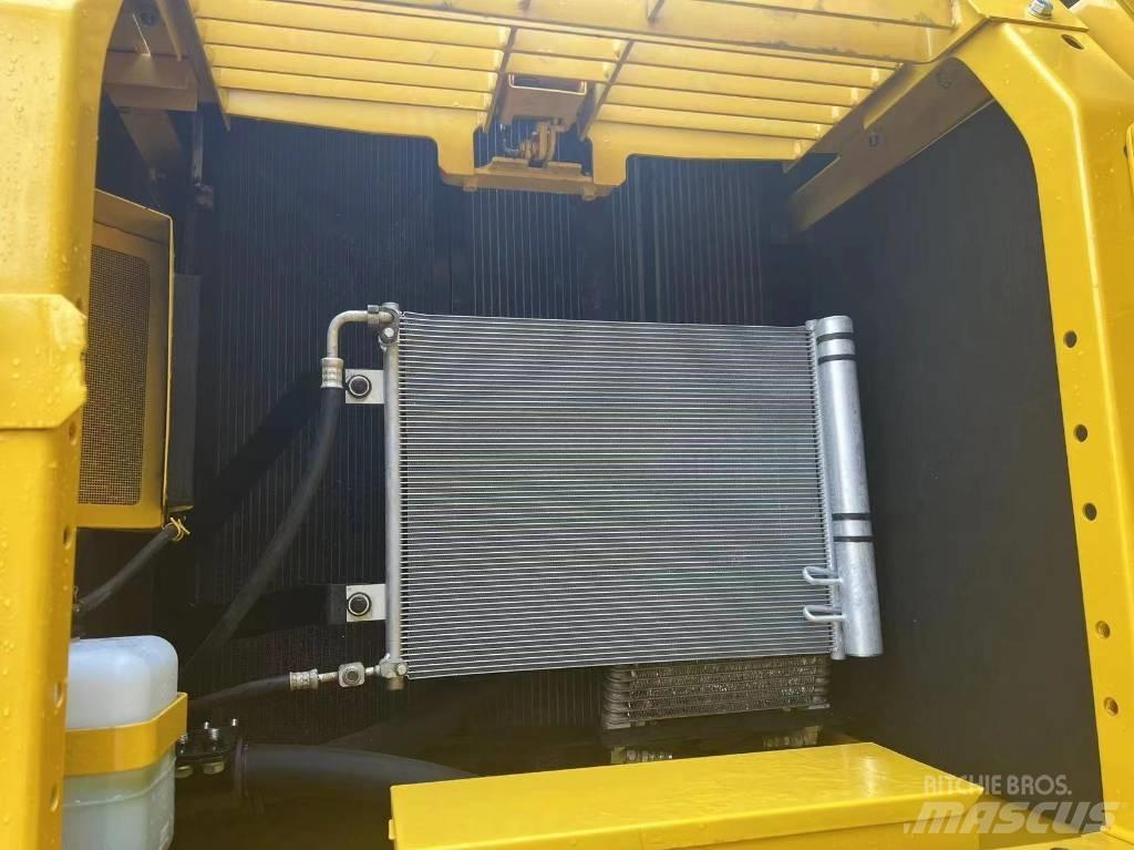 Komatsu PC 130 Гусеничные экскаваторы