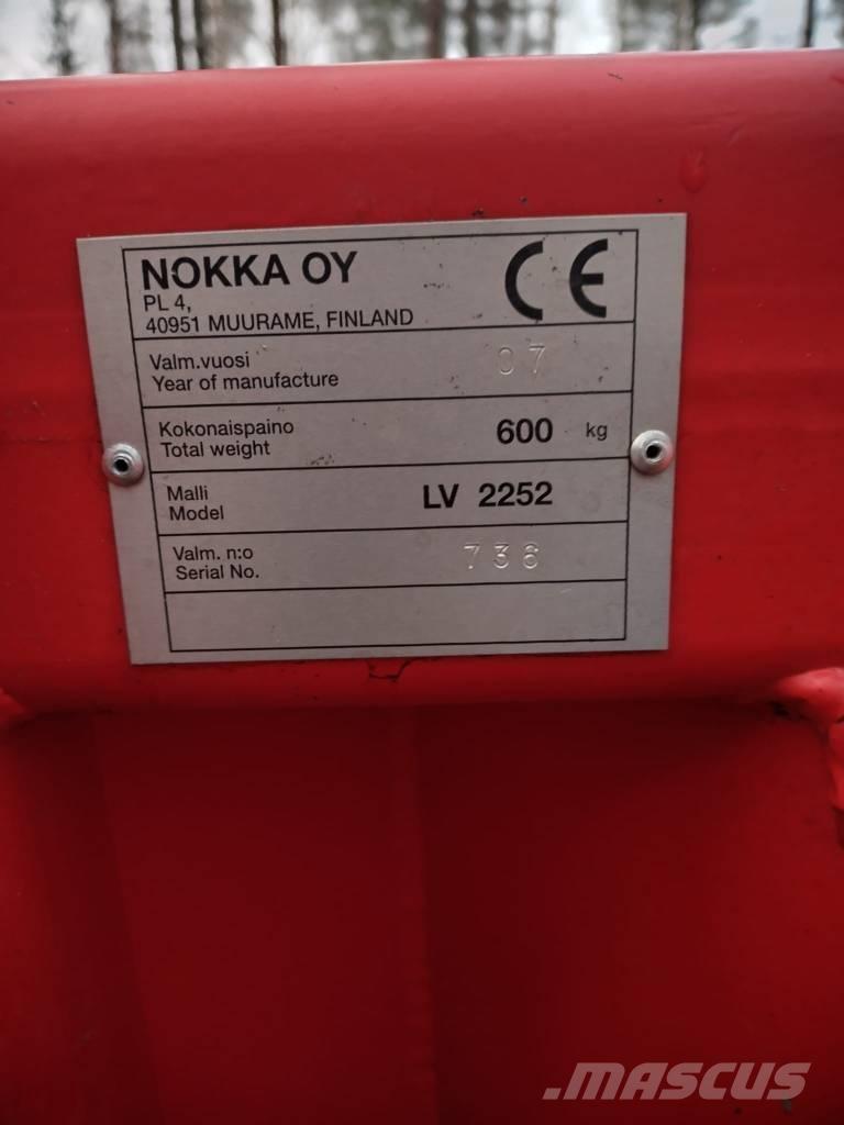 Esko 2252 H Снегоуборщики