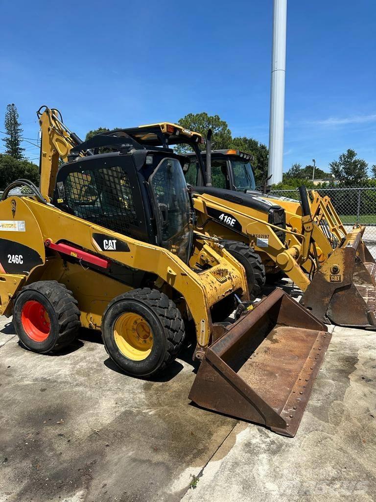 CAT 246C Мини-погрузчики