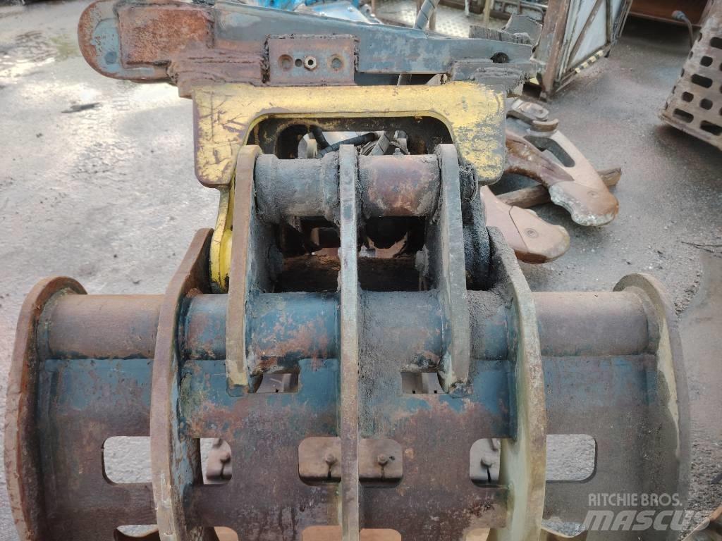 Engcon Koura Грейферы