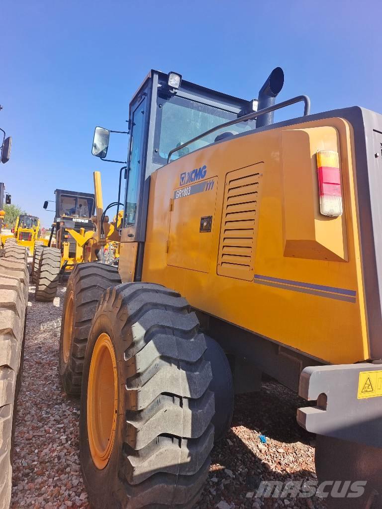 XCMG GR 1803 Грейдеры