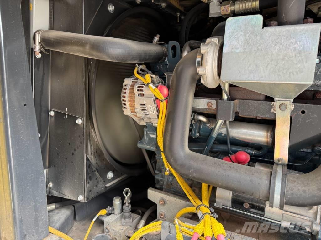 Bomag BW 174 AP-4V Катки тротуарные