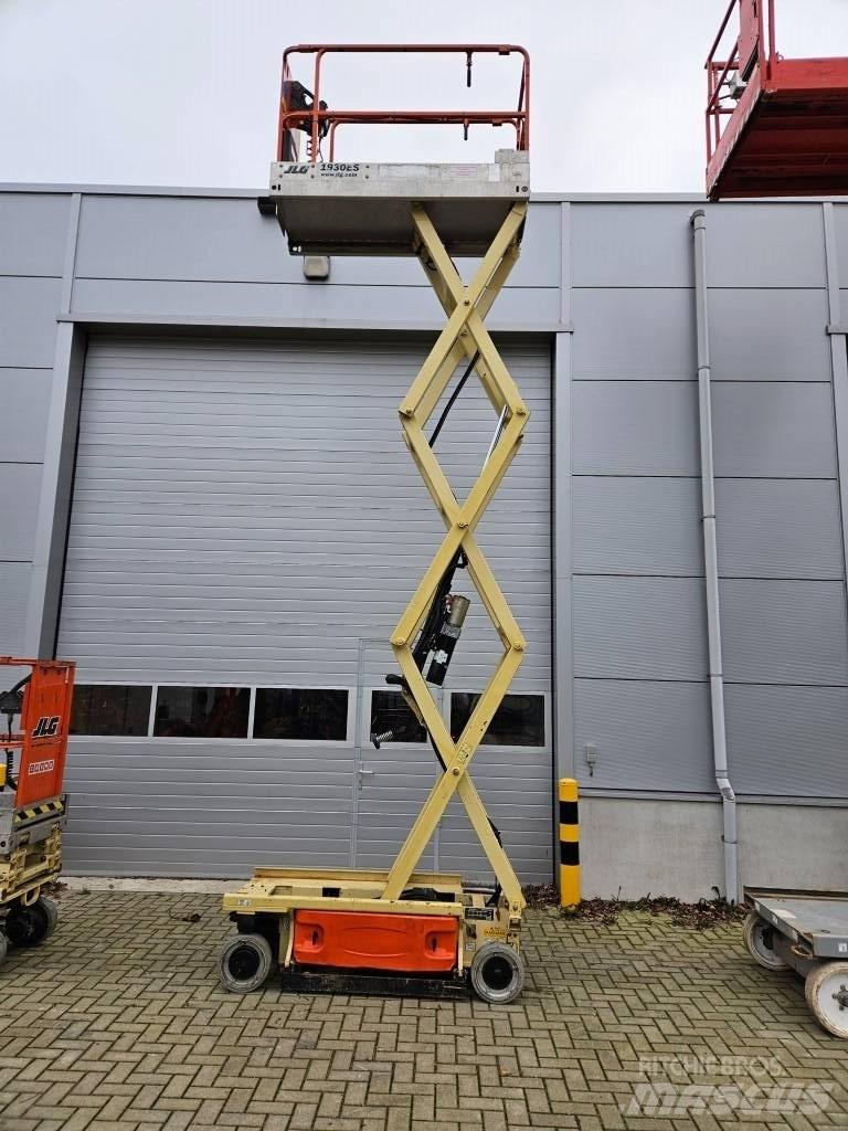 JLG 1930 ES Ножничные подъемники