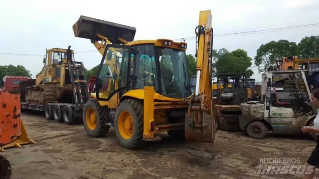 JCB 4CX Экскаваторы-погрузчики