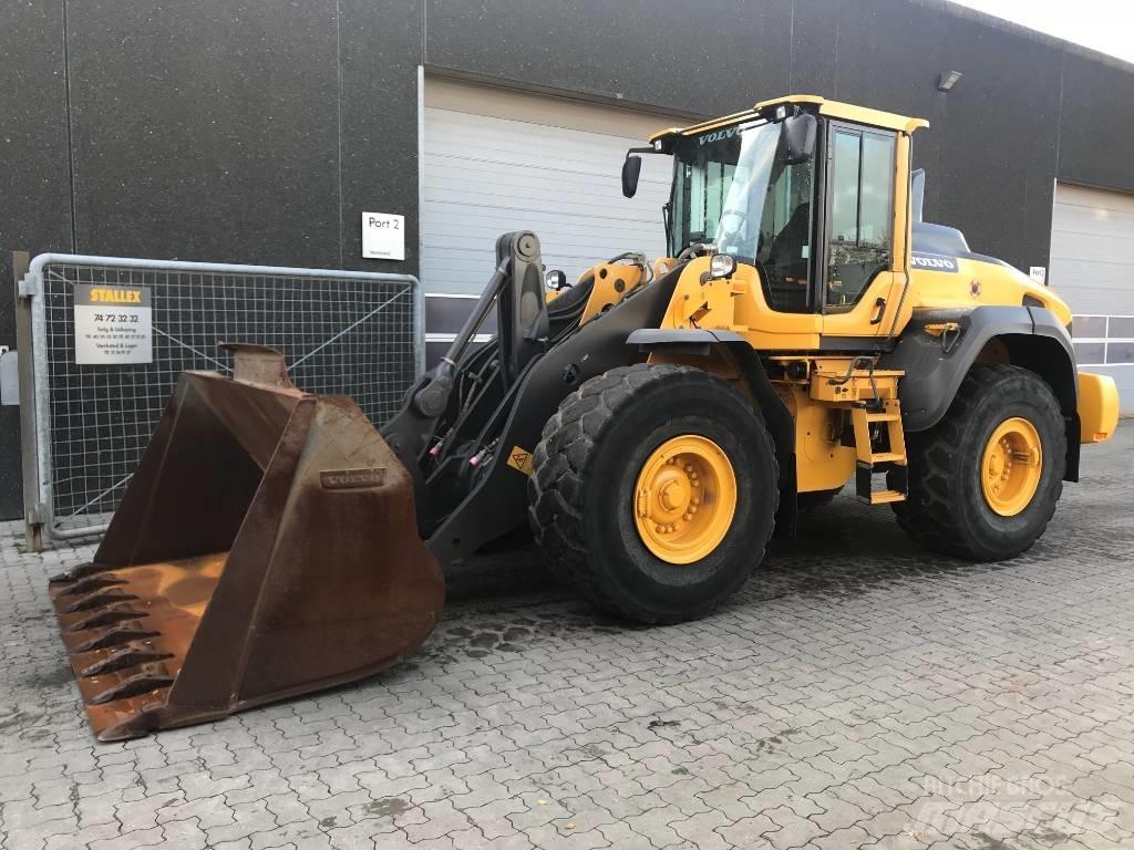 Volvo L120H Фронтальные погрузчики