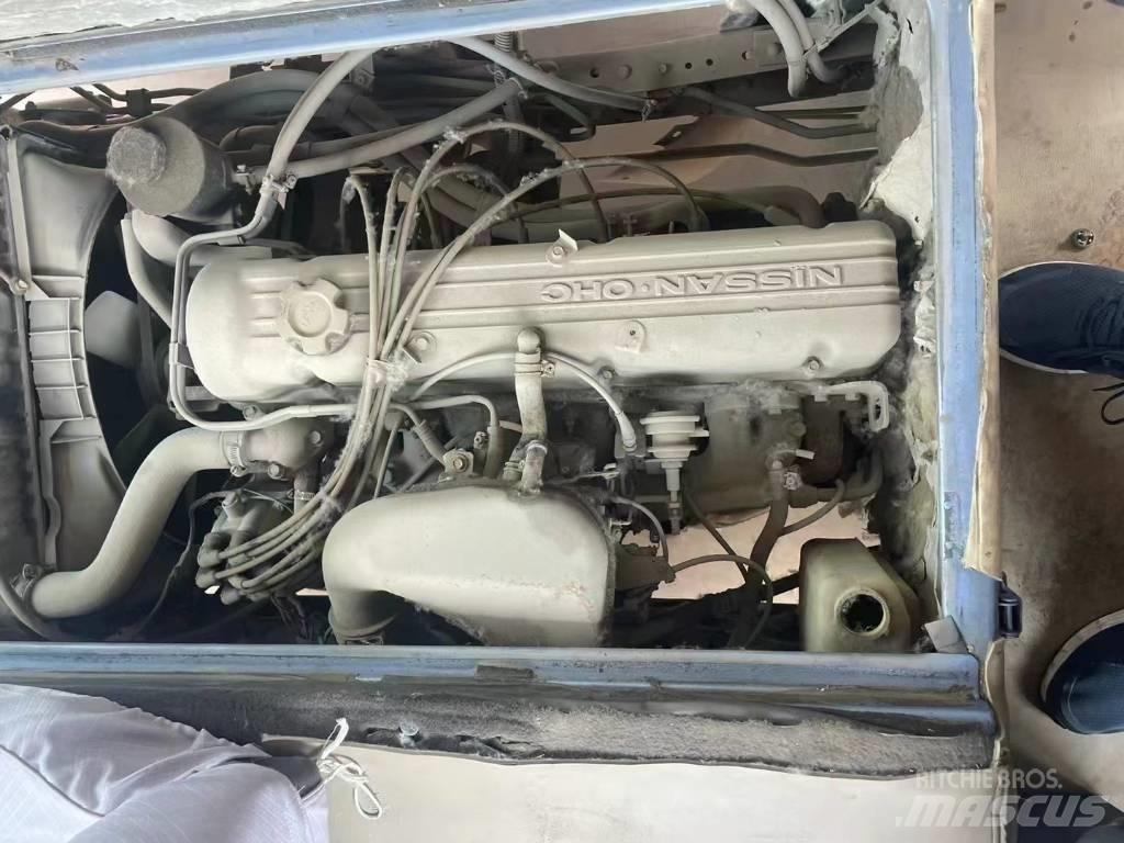 Nissan Civilian Междугородные автобусы