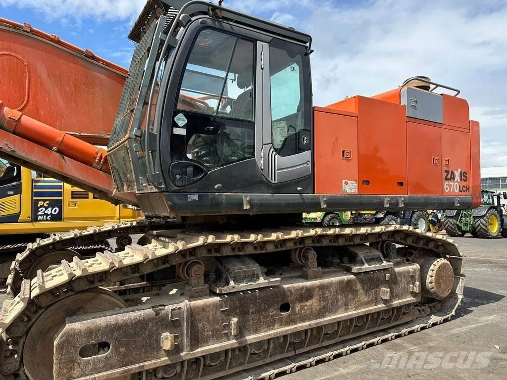 Hitachi ZX670CH-3 Гусеничные экскаваторы
