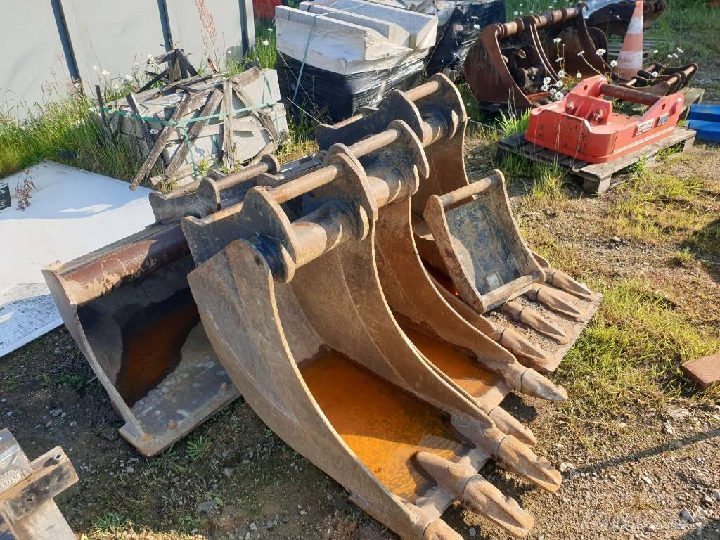 Komatsu PW118MR-11 Колёсные экскаваторы