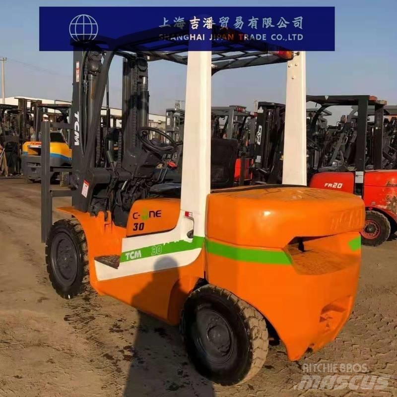 TCM FD 30 Дизельные погрузчики