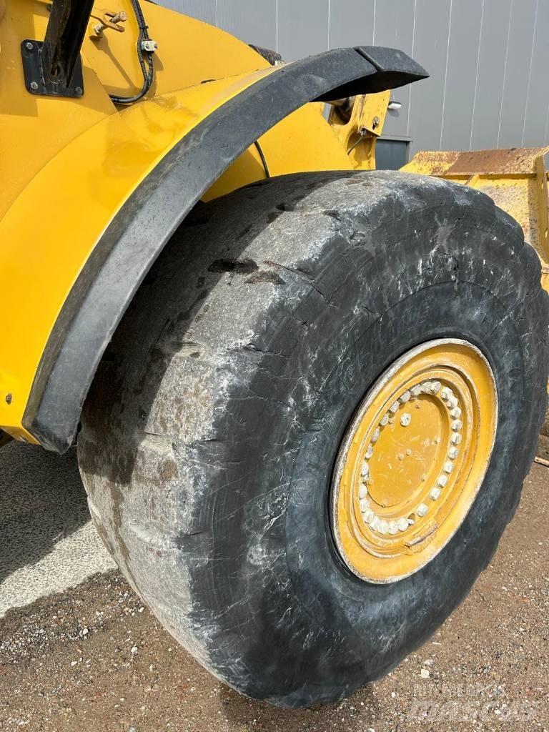 CAT 980 M Фронтальные погрузчики