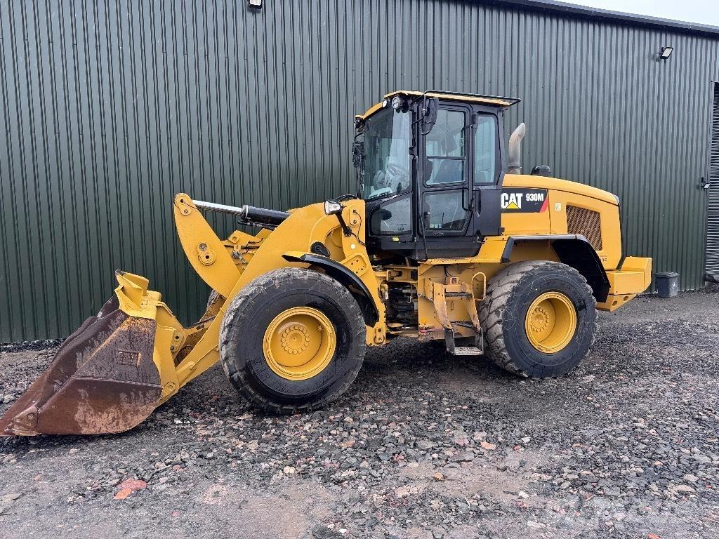 CAT 930 M Фронтальные погрузчики