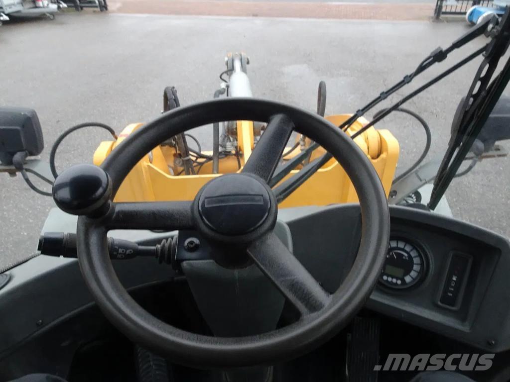 Liebherr L509 Малые погрузчики