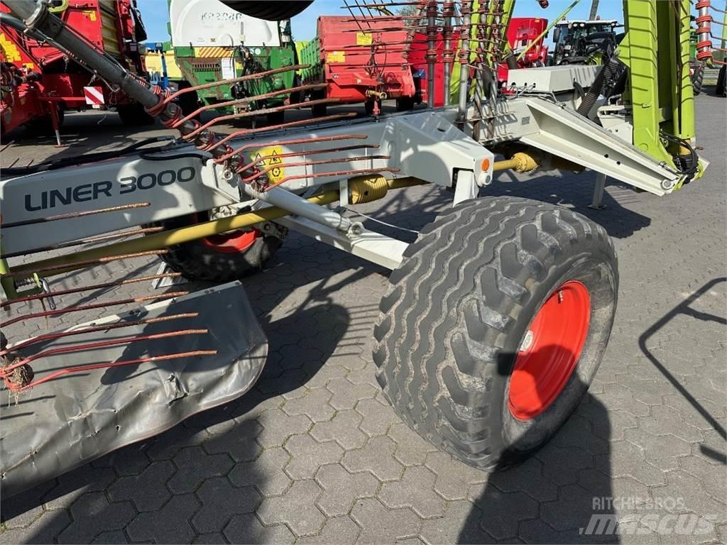 CLAAS Liner 3000 Уборочные комбайны