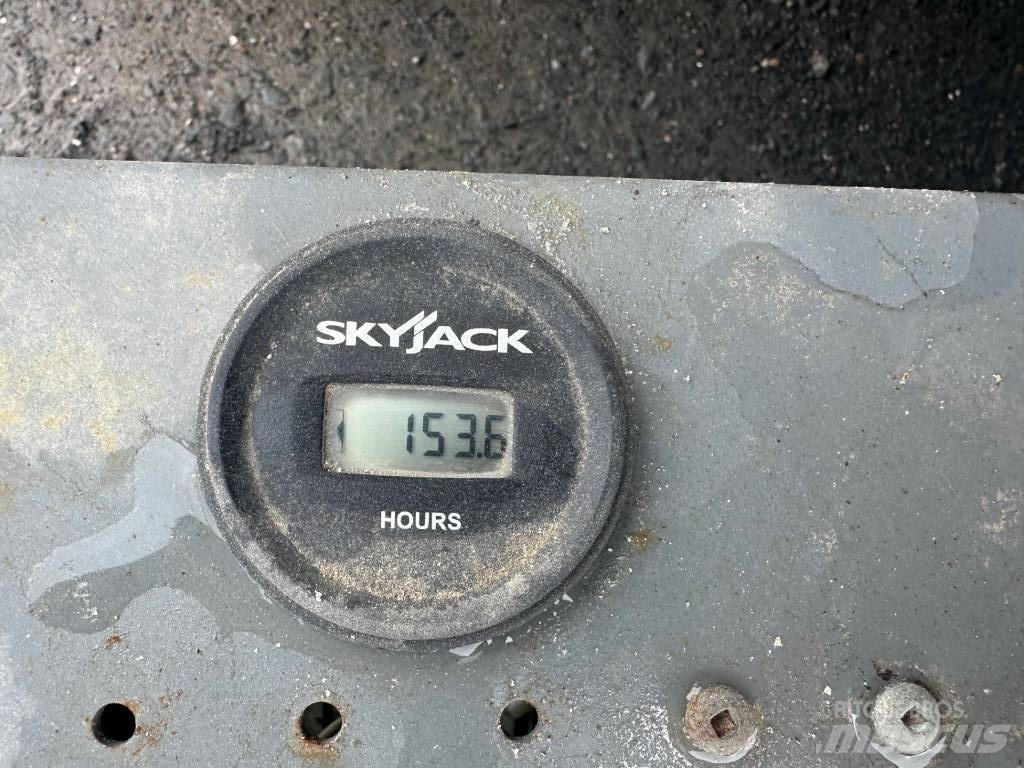 SkyJack SJ 3219 Ножничные подъемники