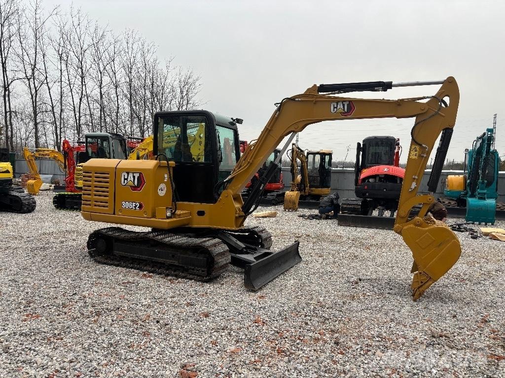 CAT 306E2 Мини-экскаваторы