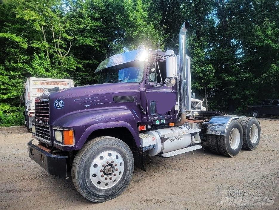 Mack CH 613 Седельные тягачи
