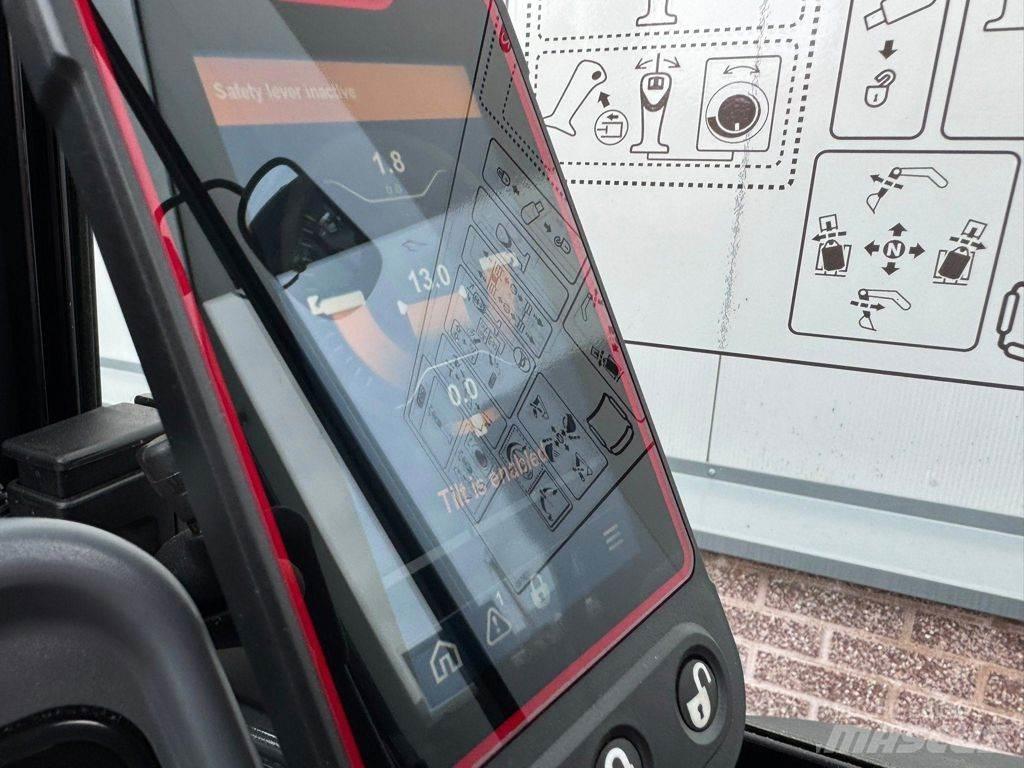 Yanmar SV26 Мини-экскаваторы