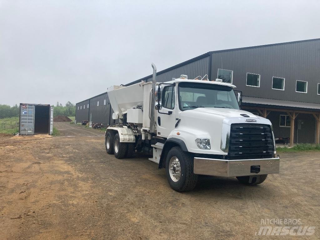 Freightliner SD 114 Автобетоносмесители