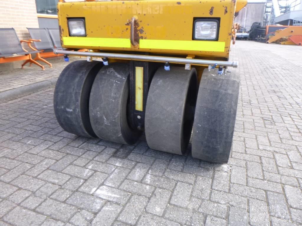 Sakai TS 160 Пневматические катки
